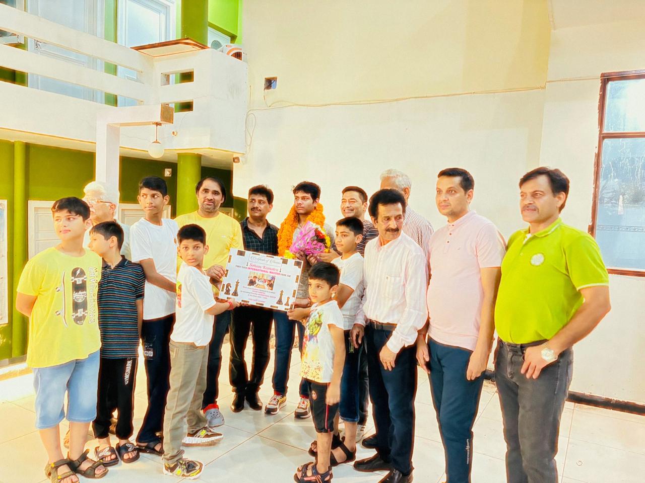 First Ever International Master Soham Honored by J&K chess asso & ex coach Vivek Bharti with Rs. 11000-