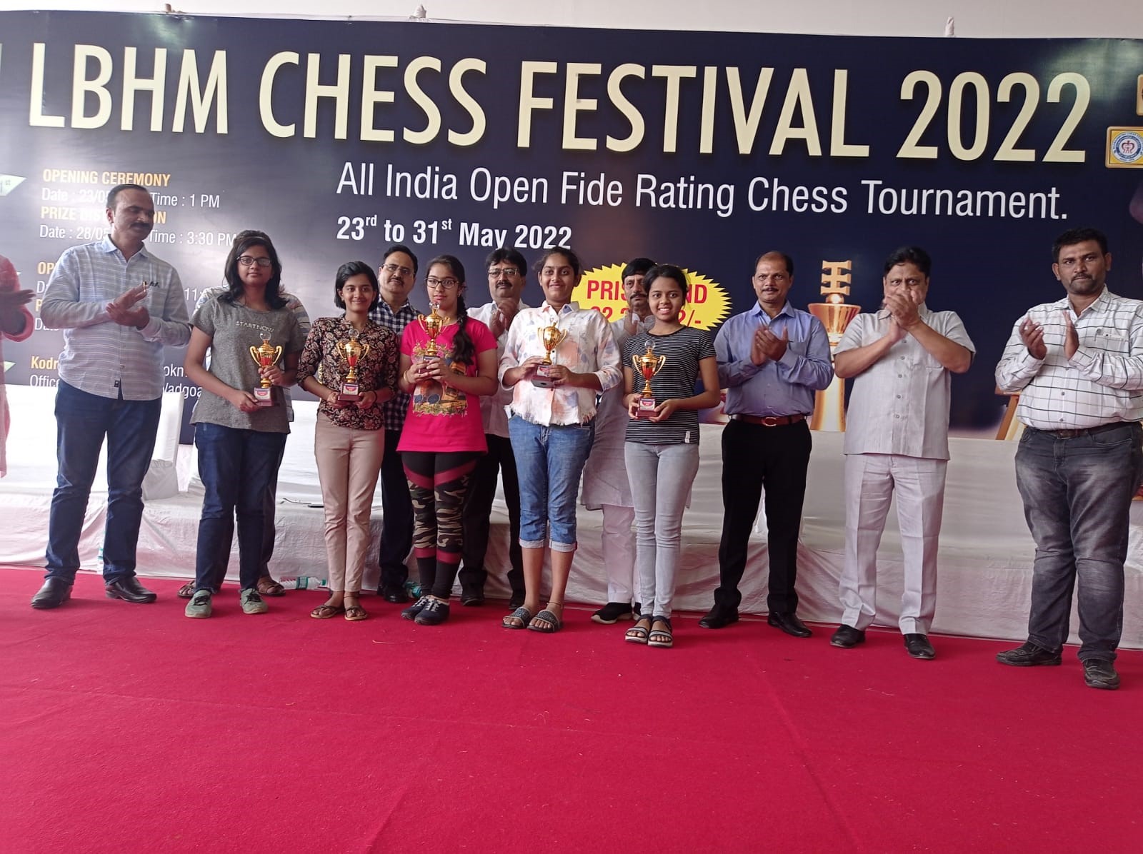 Manasvi won FIDE Rating best women-2 Prize